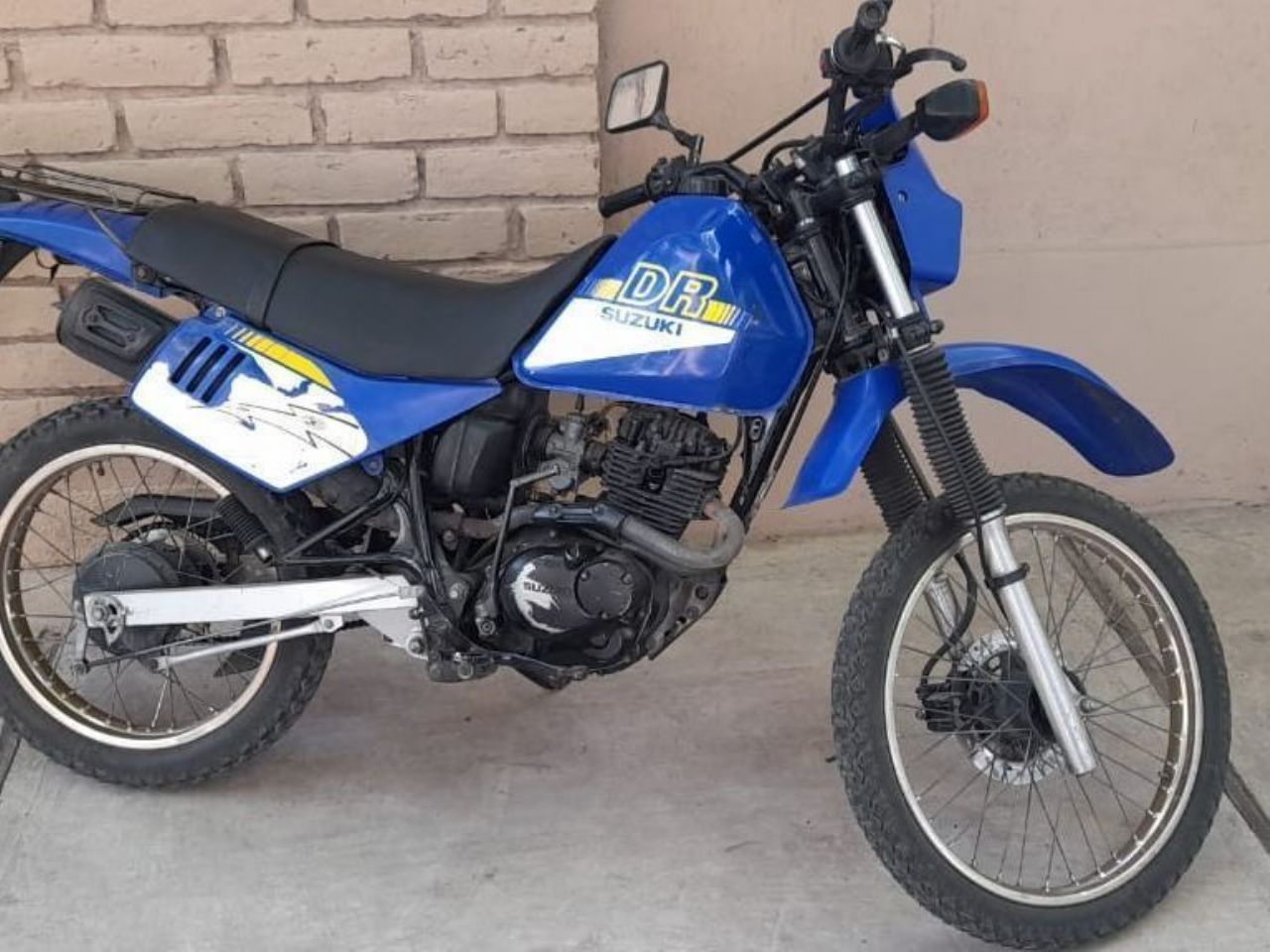 Suzuki DR Usada en Mendoza, deRuedas