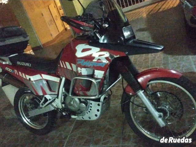 Suzuki DR Usada en Mendoza, deRuedas