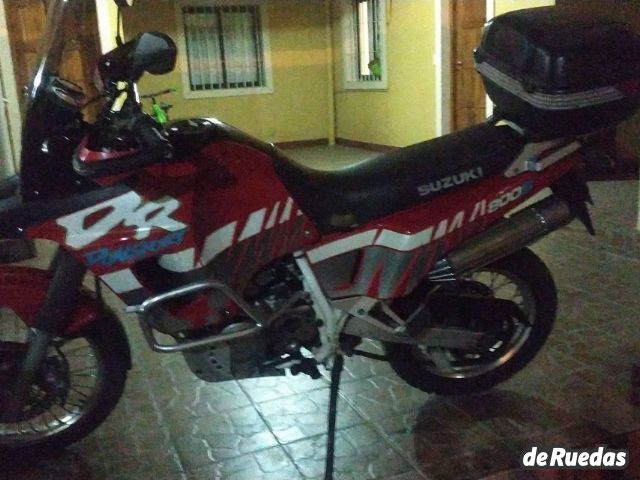 Suzuki DR Usada en Mendoza, deRuedas