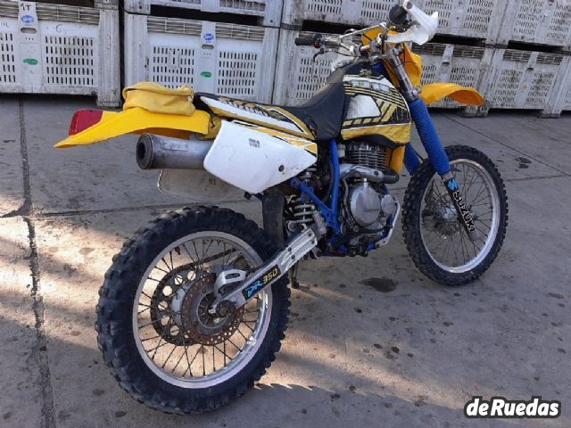 Suzuki DR Usada en Mendoza, deRuedas