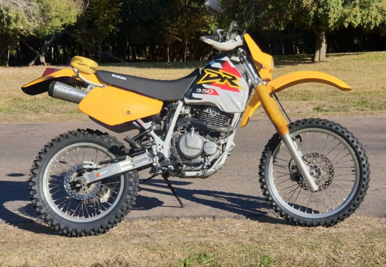 Suzuki DR Usada en Mendoza, deRuedas