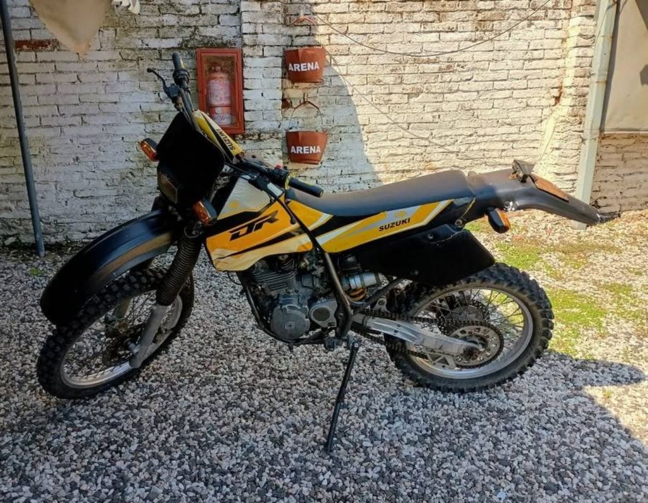Suzuki DR Usada en Entre Ríos, deRuedas