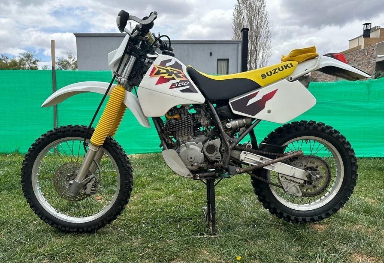 Suzuki DR Usada en Mendoza, deRuedas