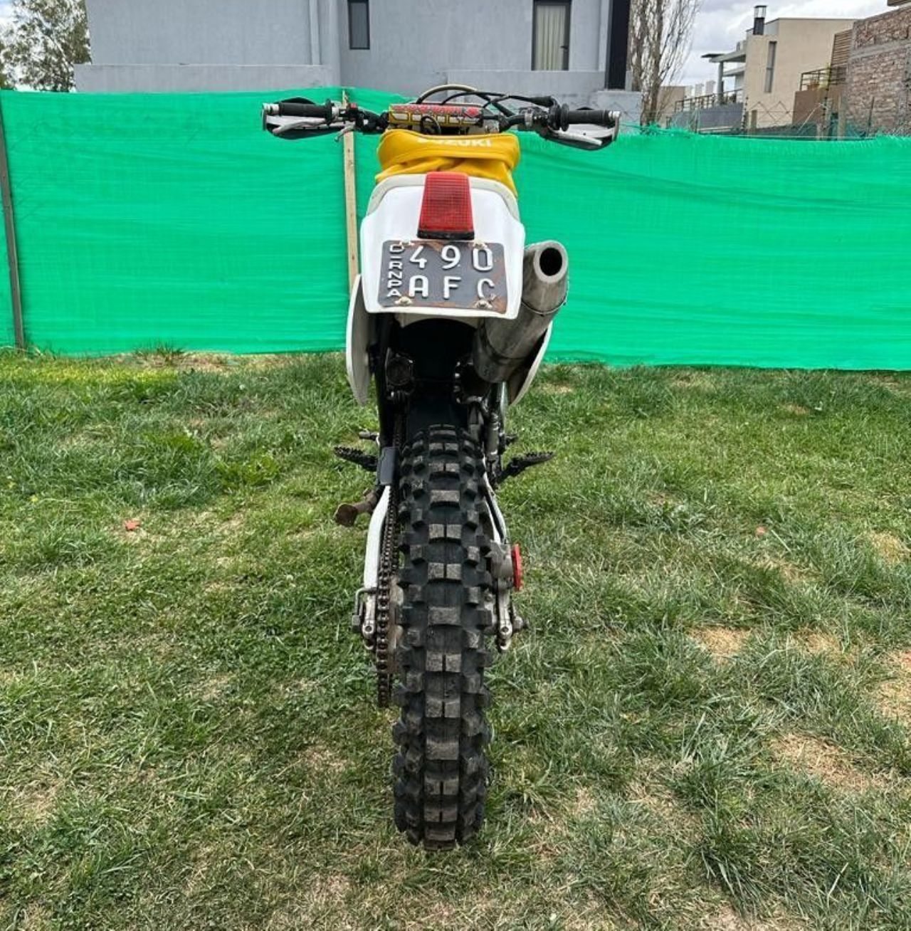 Suzuki DR Usada en Mendoza, deRuedas