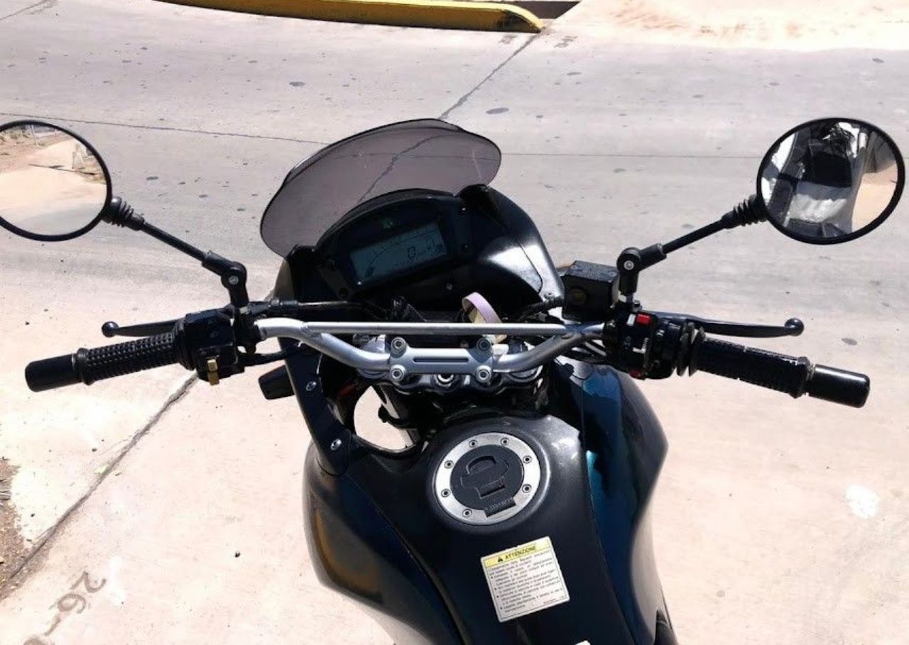 Suzuki DR Usada en Mendoza, deRuedas