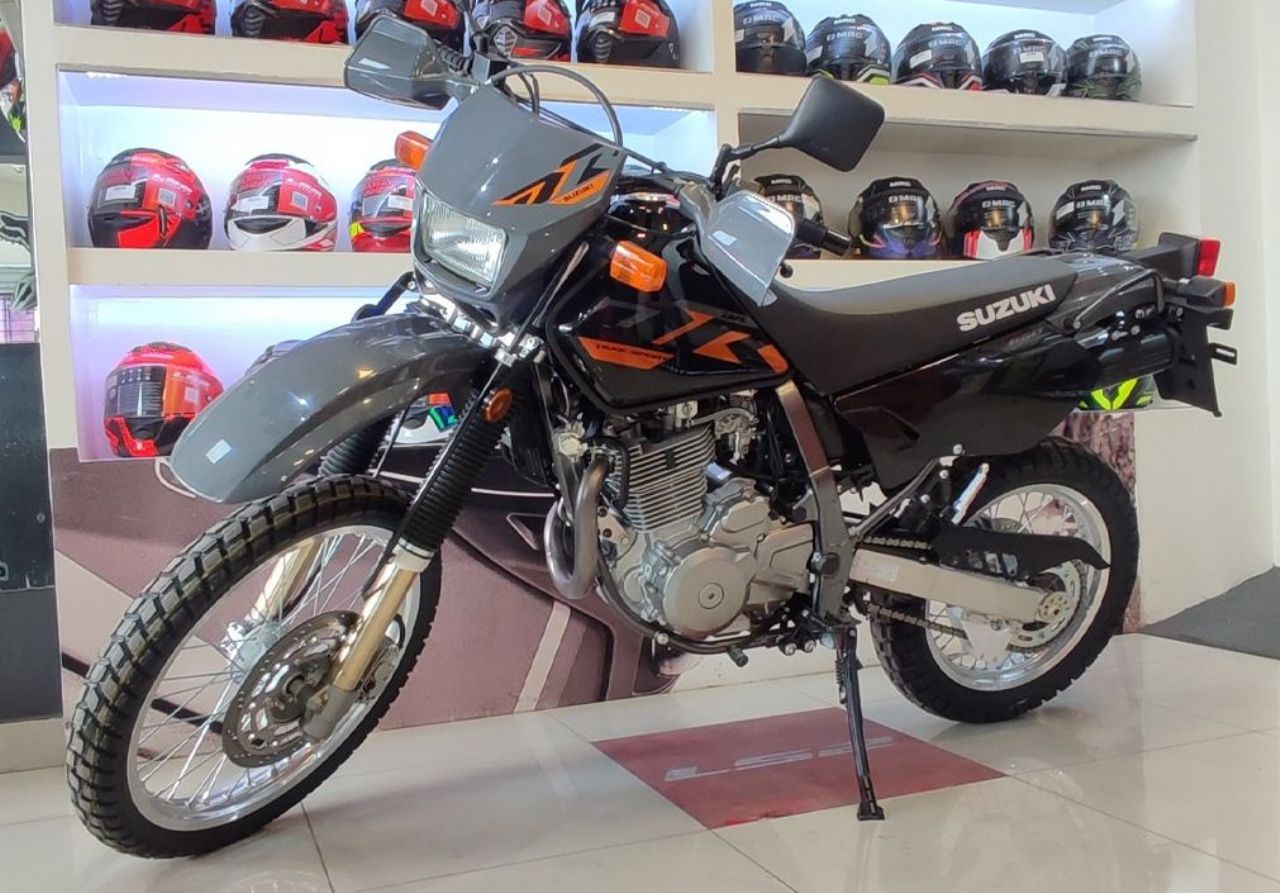Suzuki DR Nueva Financiado en San Juan, deRuedas