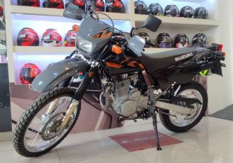 Suzuki DR Nueva en San Juan Financiado