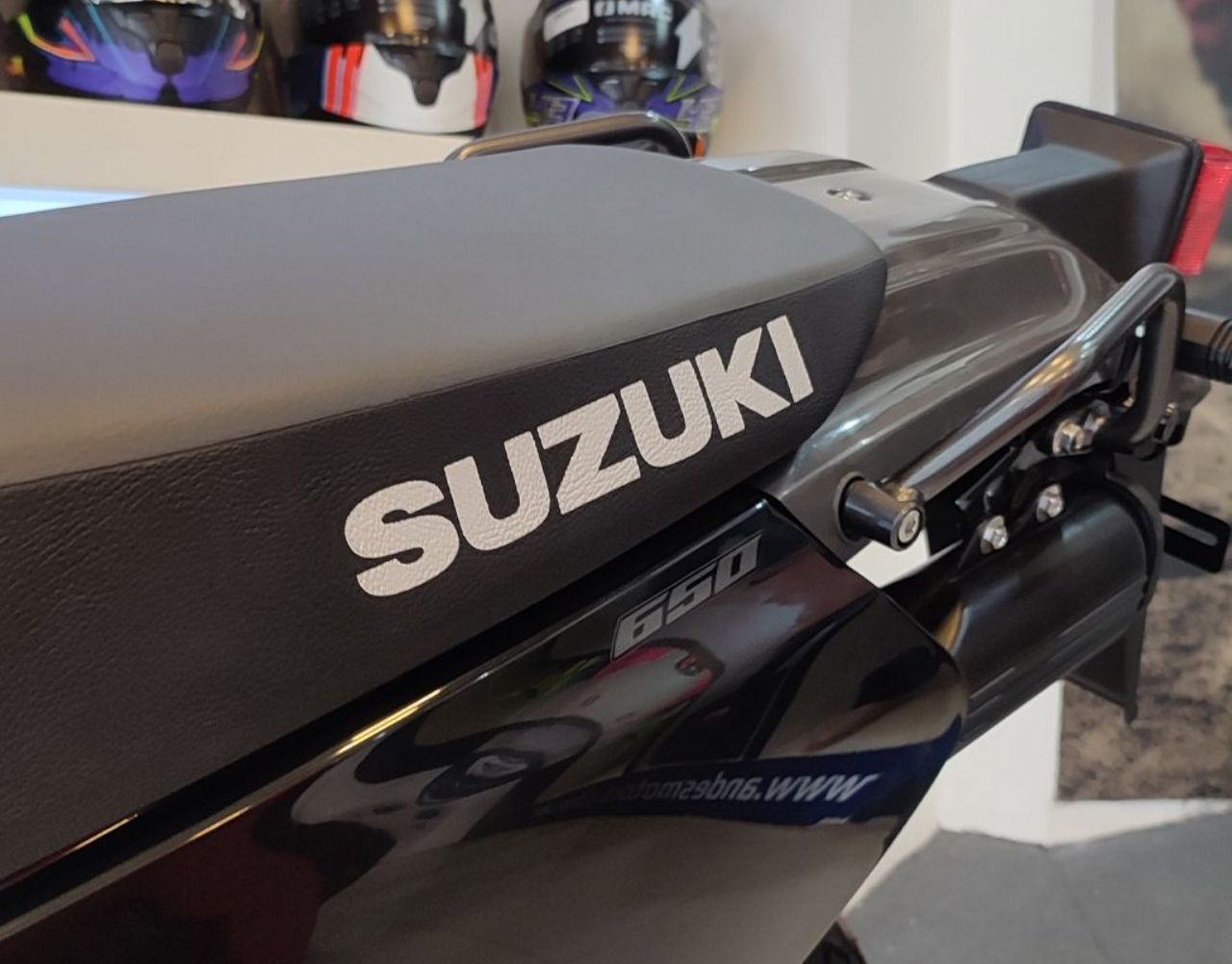 Suzuki DR Nueva Financiado en San Juan, deRuedas