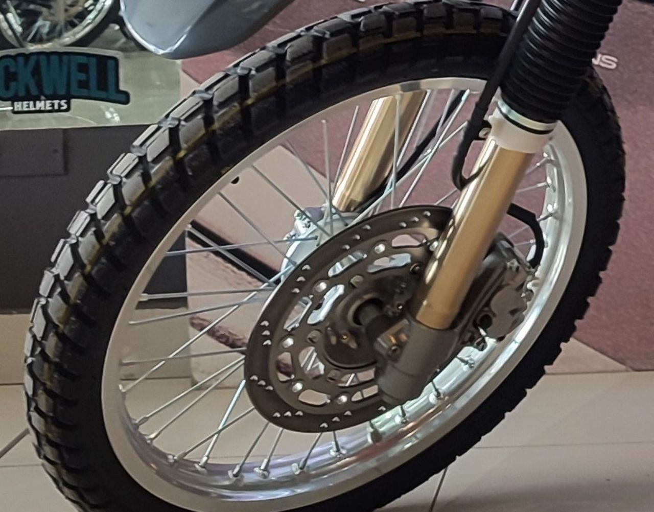 Suzuki DR Nueva Financiado en San Juan, deRuedas
