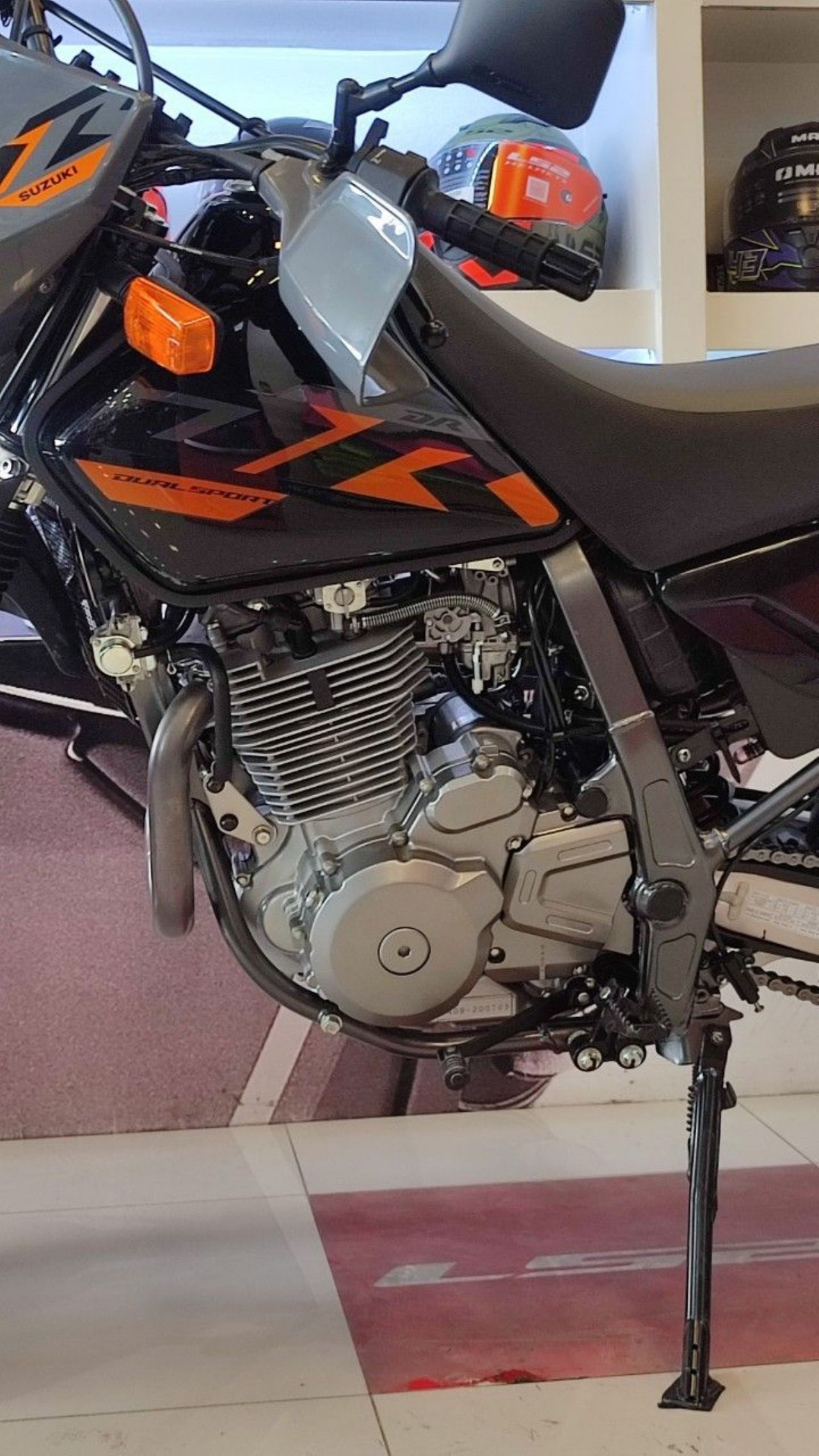 Suzuki DR Nueva Financiado en San Luis, deRuedas