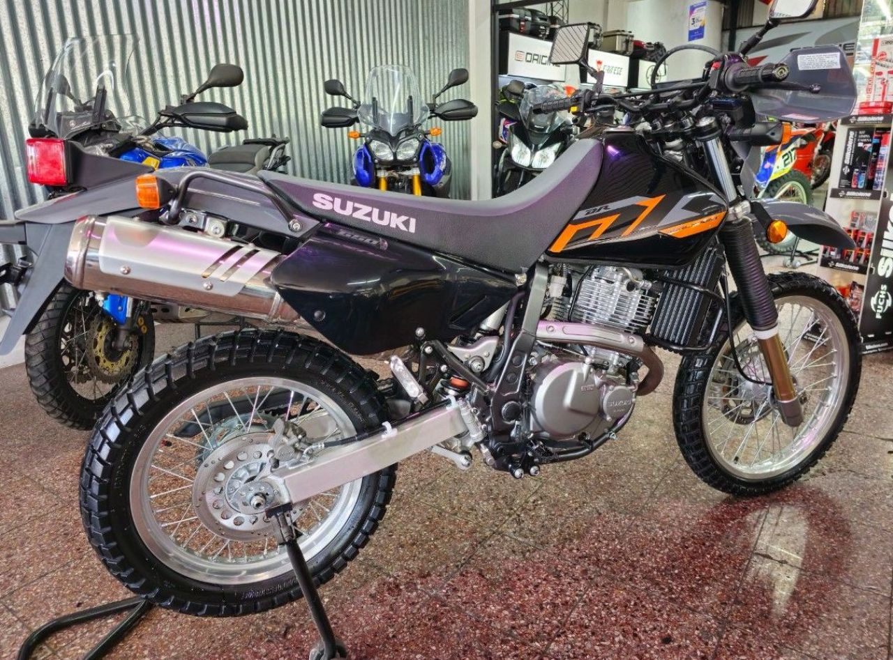 Suzuki DR Nueva Financiado en Mendoza, deRuedas