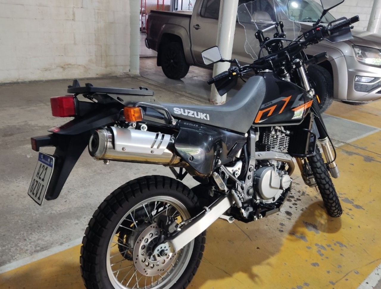 Suzuki DR Usada Financiado en Córdoba, deRuedas