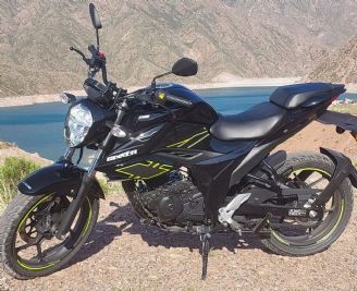 Suzuki FXR Usada en Mendoza
