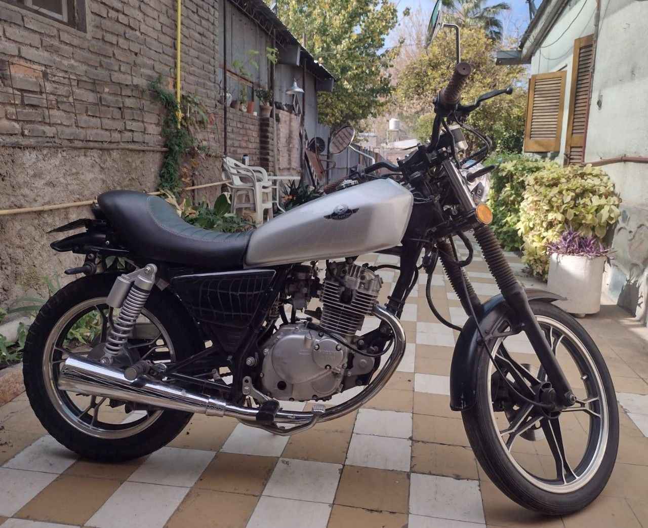 Suzuki GN Usada en Mendoza, deRuedas