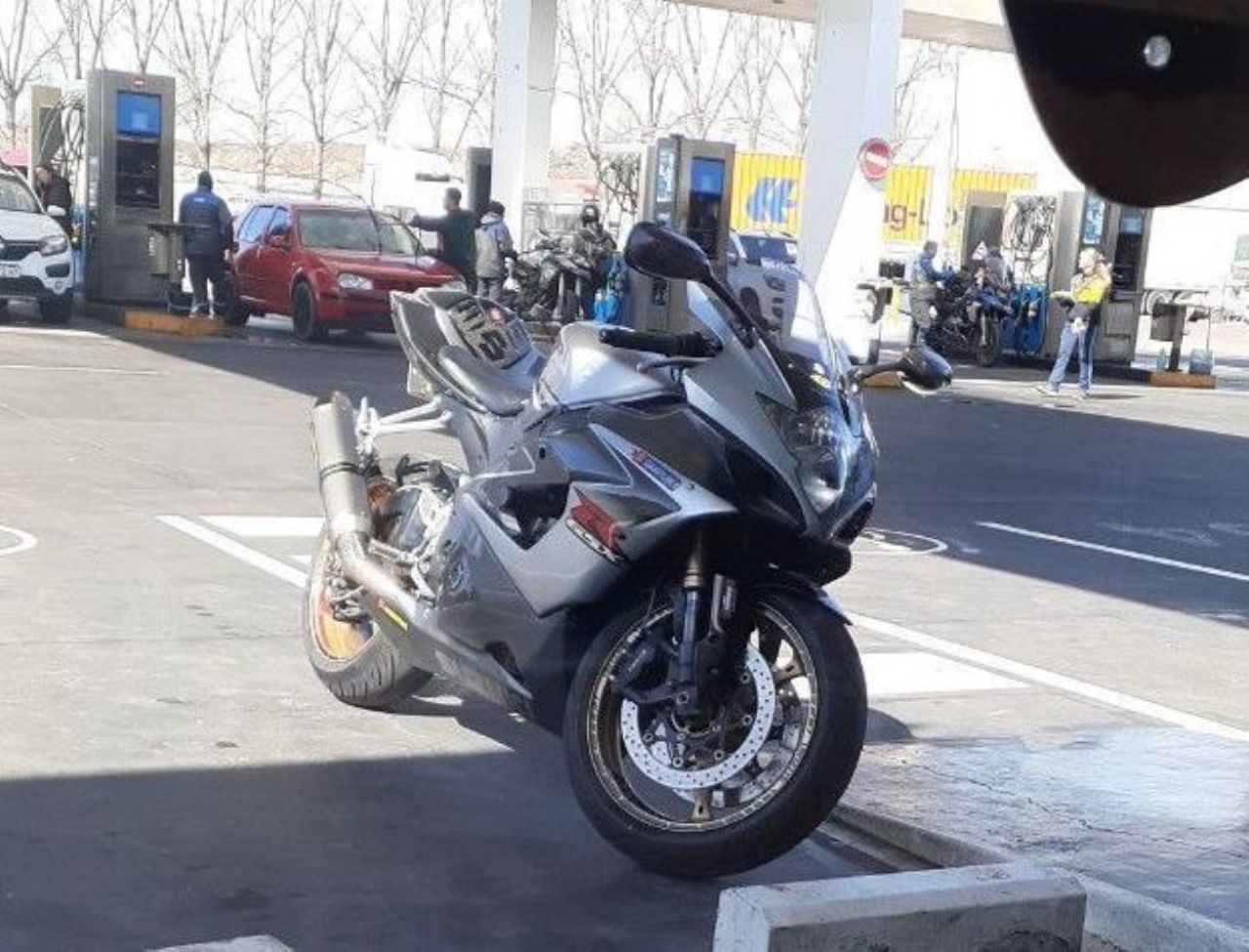 Suzuki GSX-R Usada en Mendoza, deRuedas