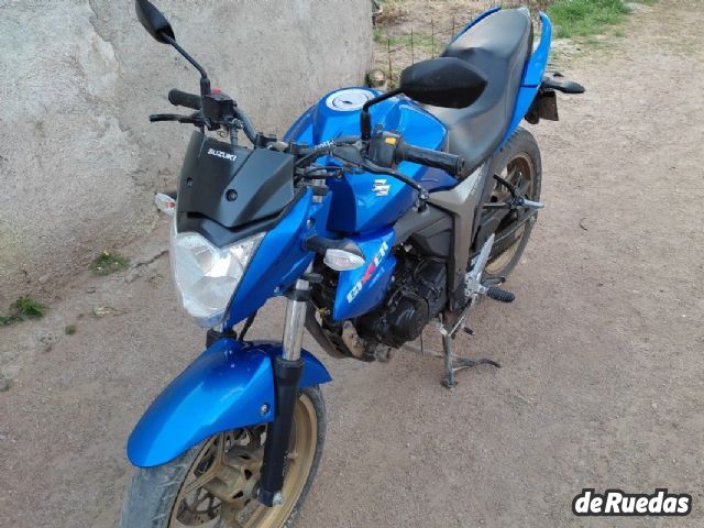 Suzuki Gixxer Usada en Córdoba, deRuedas