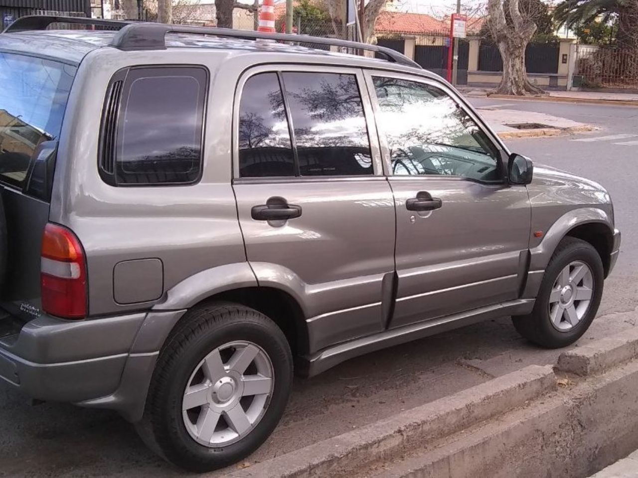 Suzuki Grand Vitara Usado en Mendoza, deRuedas