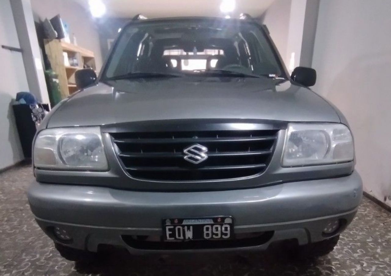 Suzuki Grand Vitara Usado en Mendoza, deRuedas