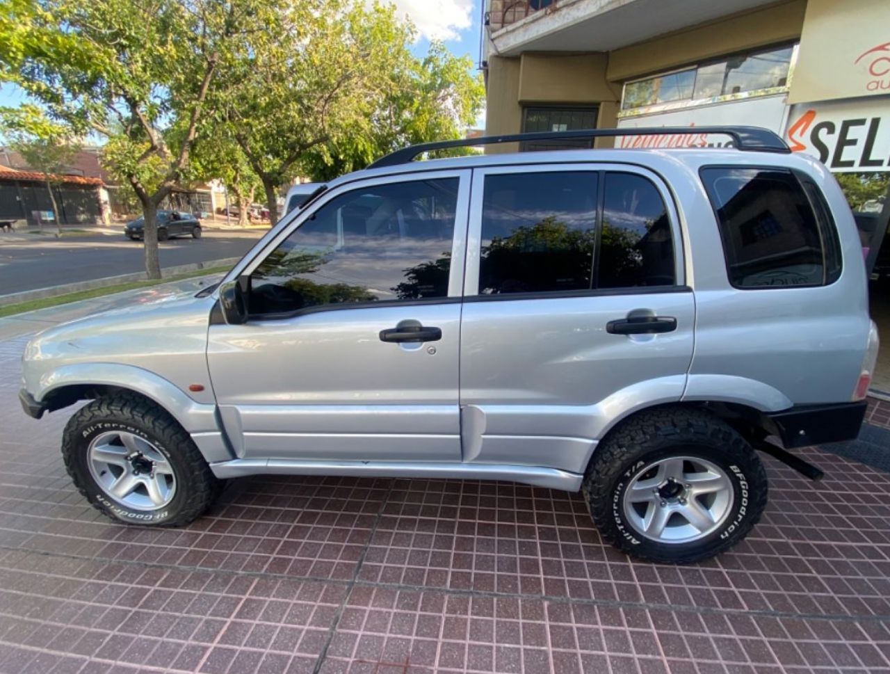 Suzuki Grand Vitara Usado en Mendoza, deRuedas