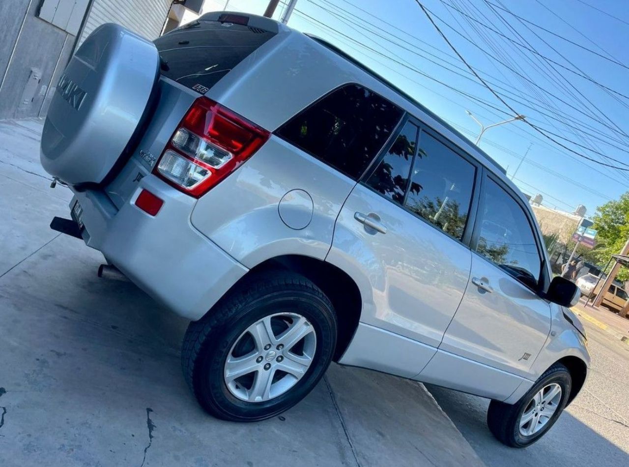 Suzuki Grand Vitara Usado en Mendoza, deRuedas