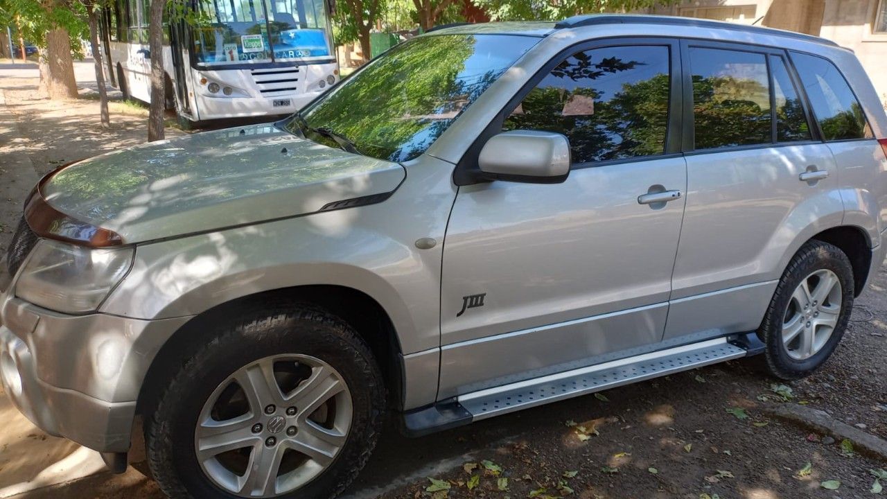 Suzuki Grand Vitara Usado en Río Negro, deRuedas