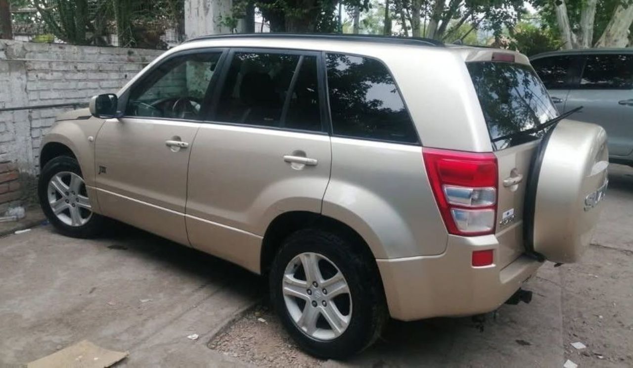 Suzuki Grand Vitara Usado en Mendoza, deRuedas