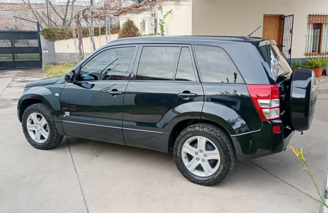 Suzuki Grand Vitara Usado en Mendoza, deRuedas