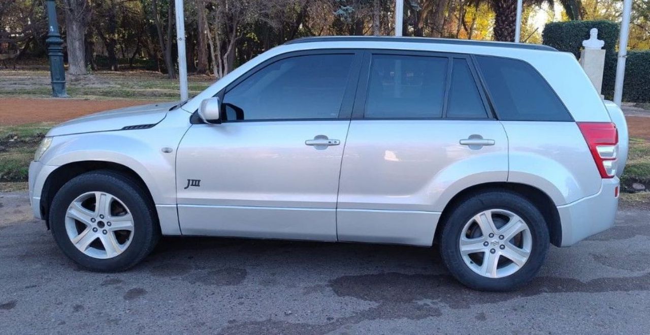 Suzuki Grand Vitara Usado en Mendoza, deRuedas