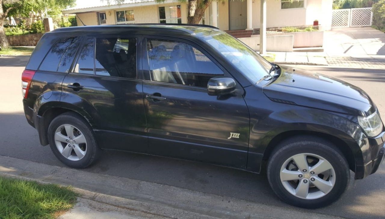 Suzuki Grand Vitara Usado en Mendoza, deRuedas