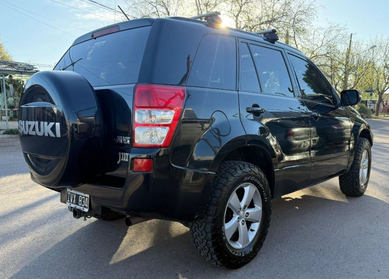 Suzuki Grand Vitara Usado en Mendoza, deRuedas