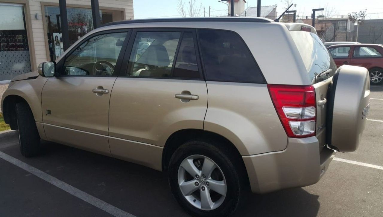 Suzuki Grand Vitara Usado en Mendoza, deRuedas