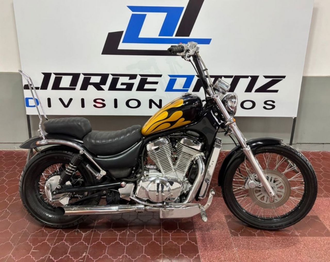 Suzuki Intruder Usada en Mendoza, deRuedas