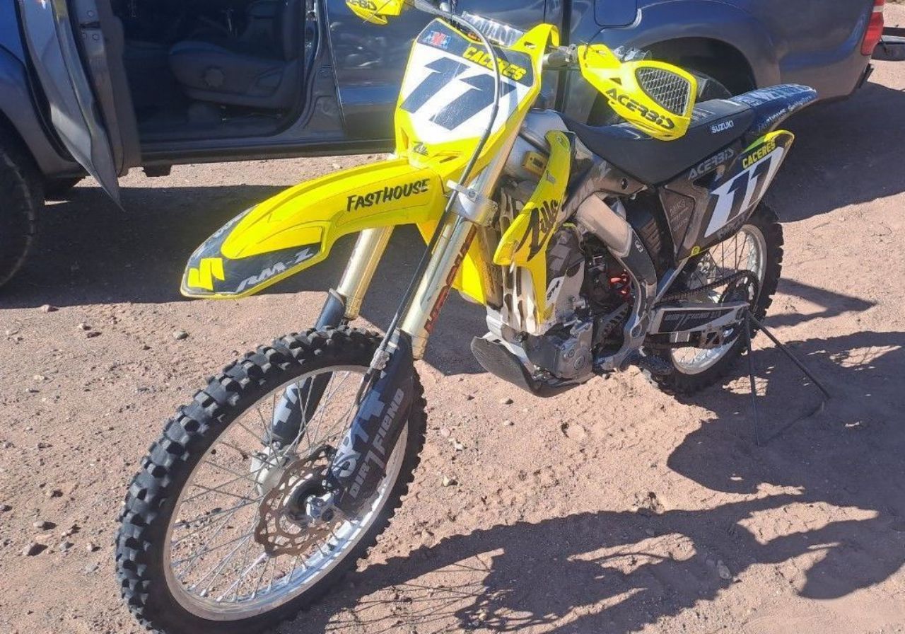 Suzuki RM-Z Usada en Mendoza, deRuedas