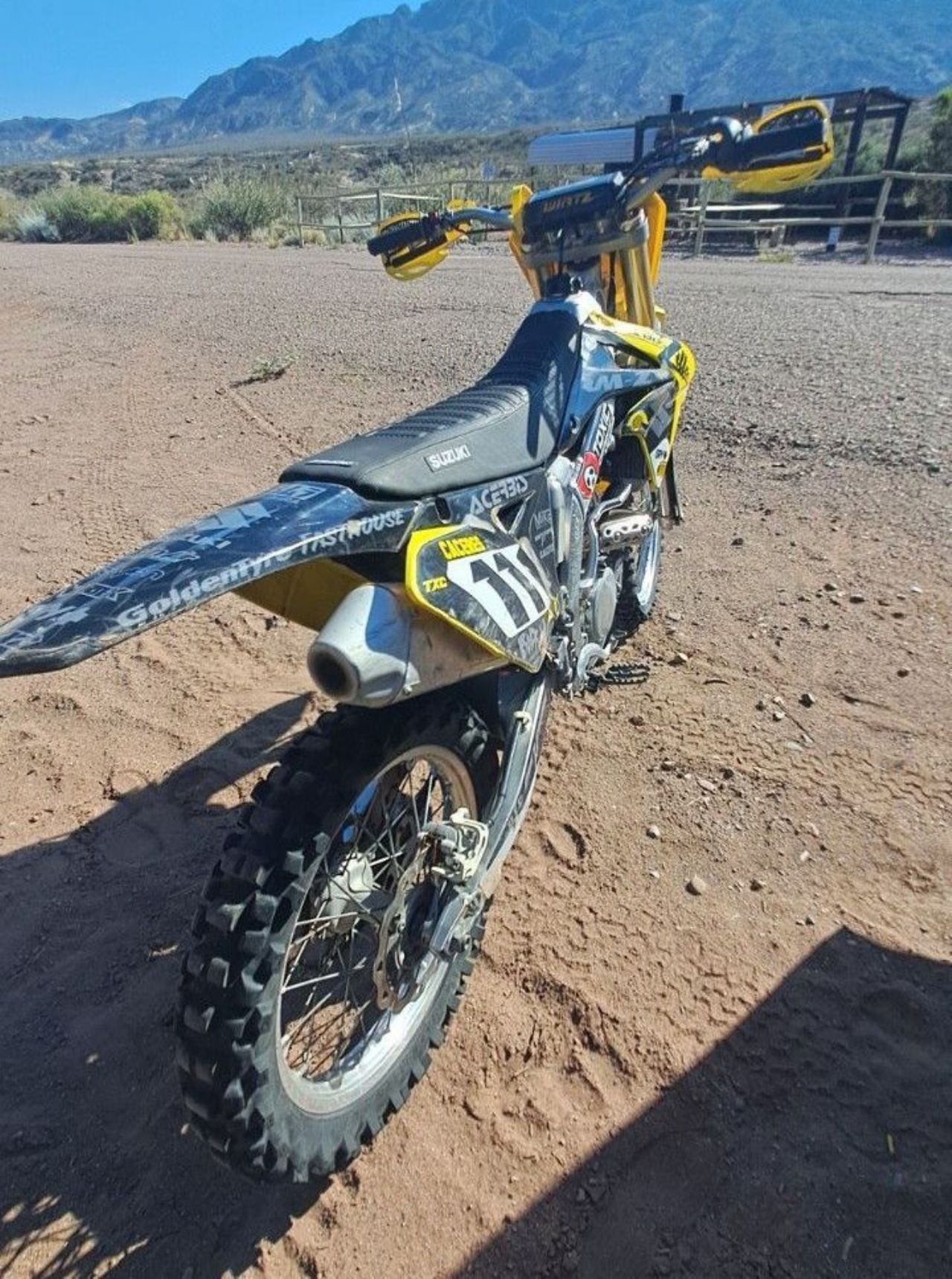Suzuki RM-Z Usada en Mendoza, deRuedas