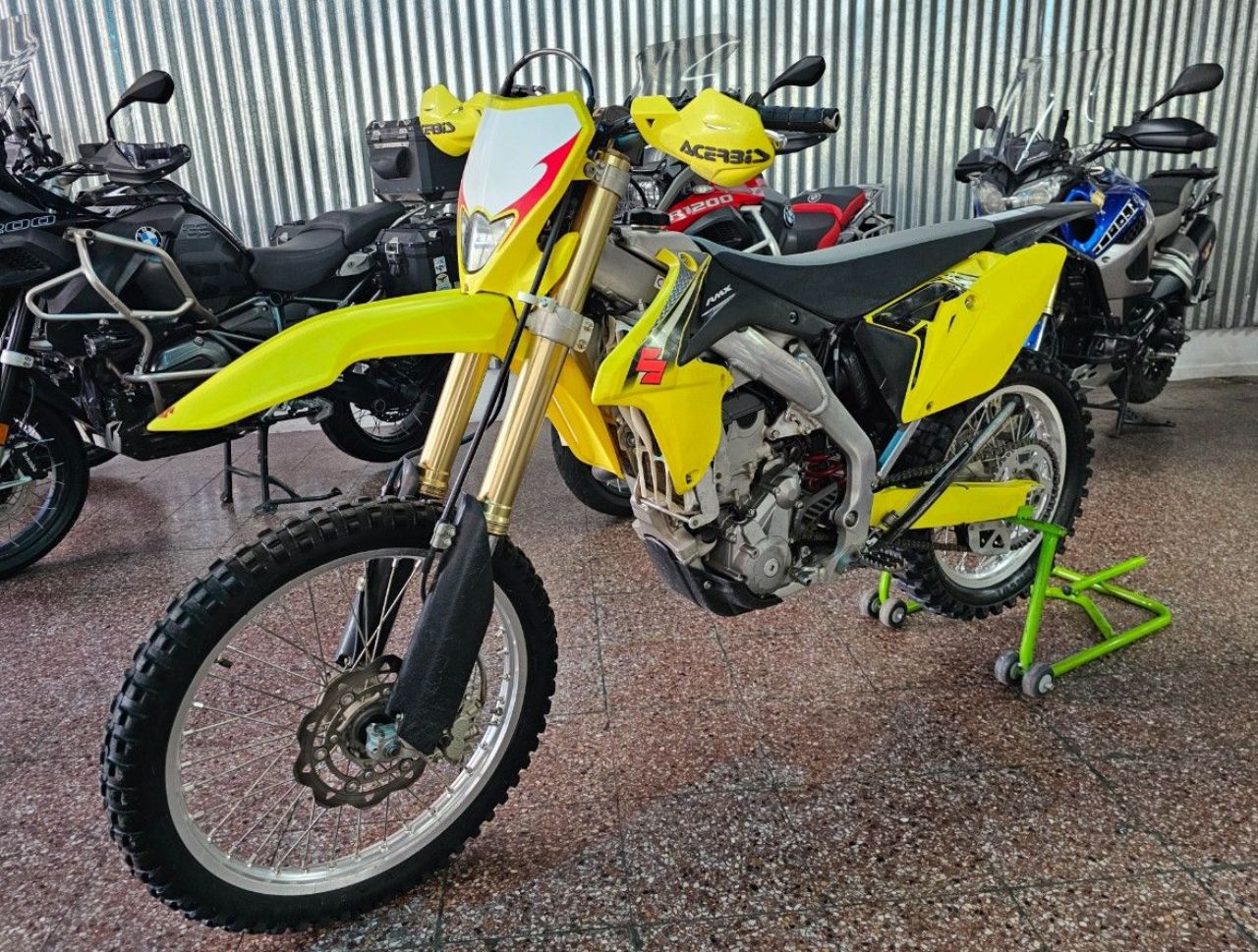 Suzuki RMX Usada en Mendoza, deRuedas