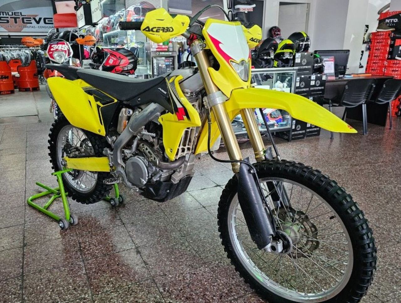 Suzuki RMX Usada en Mendoza, deRuedas