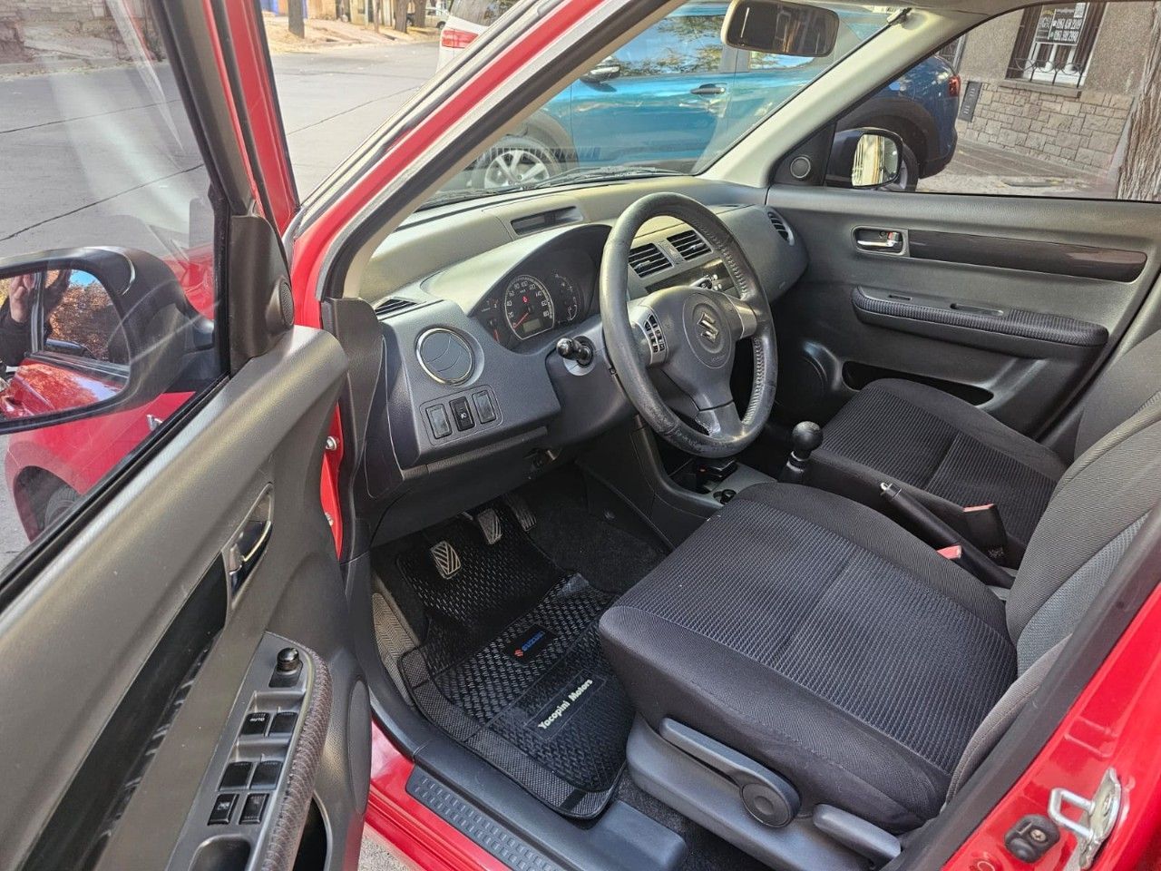 Suzuki Swift Usado Financiado en Mendoza, deRuedas
