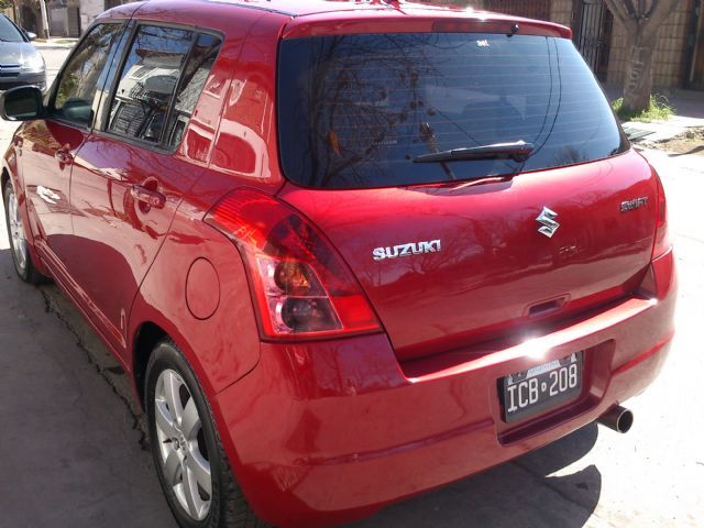 Suzuki Swift Usado en Mendoza, deRuedas