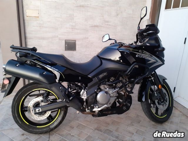 Suzuki V-Strom Usada en Córdoba, deRuedas