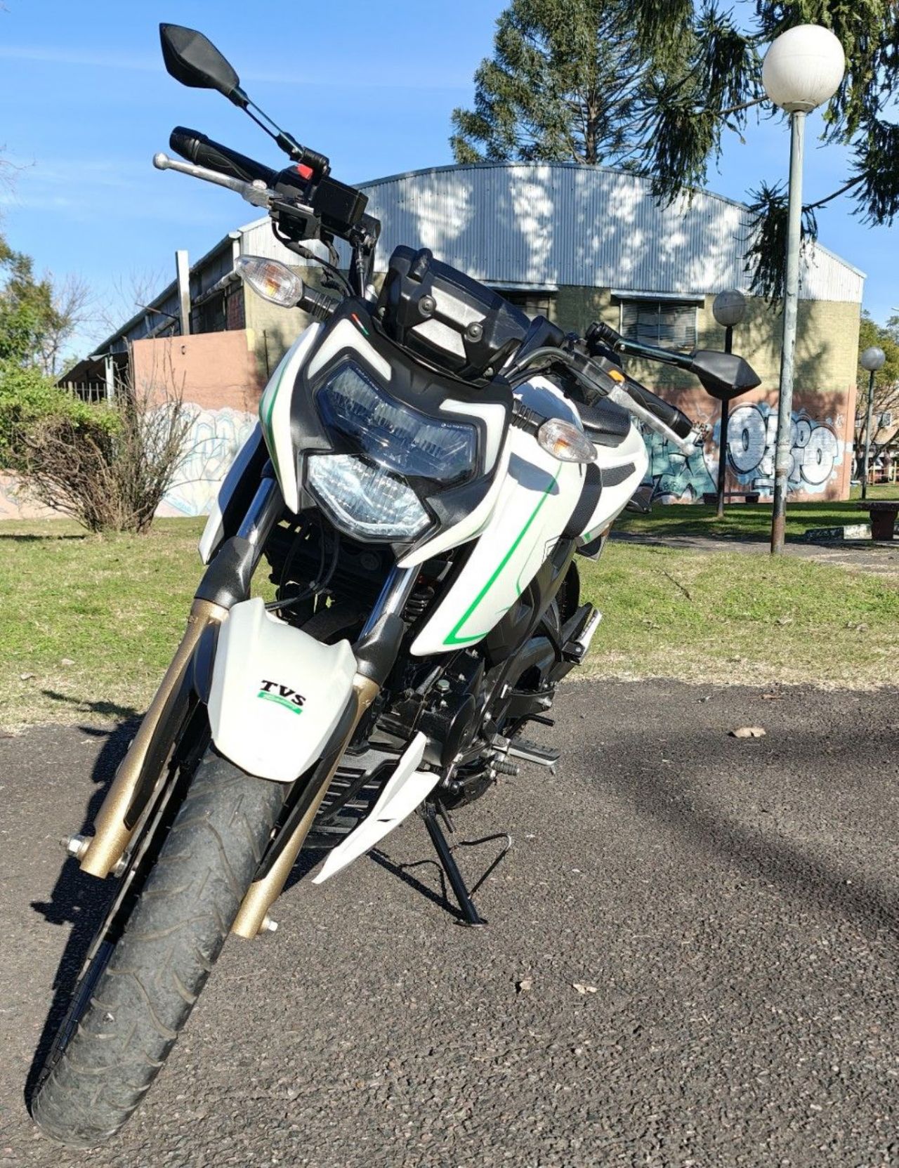 TVS RTR Usada en Buenos Aires, deRuedas