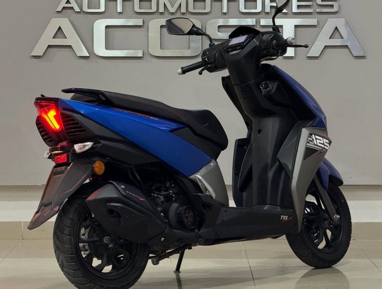 TVS Scooter Usada en San Juan, deRuedas