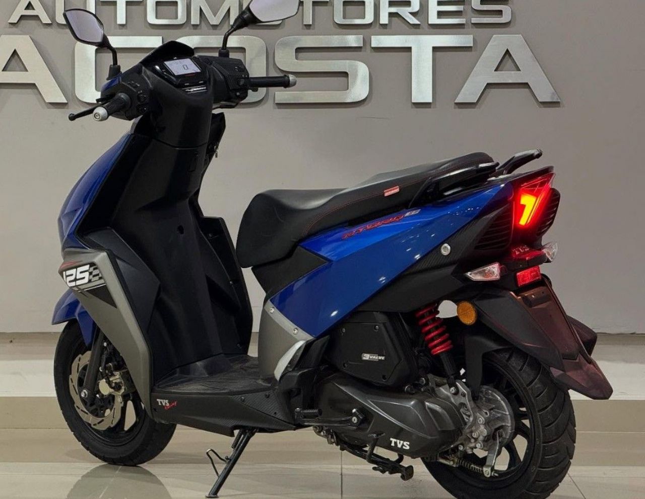TVS Scooter Usada en San Juan, deRuedas