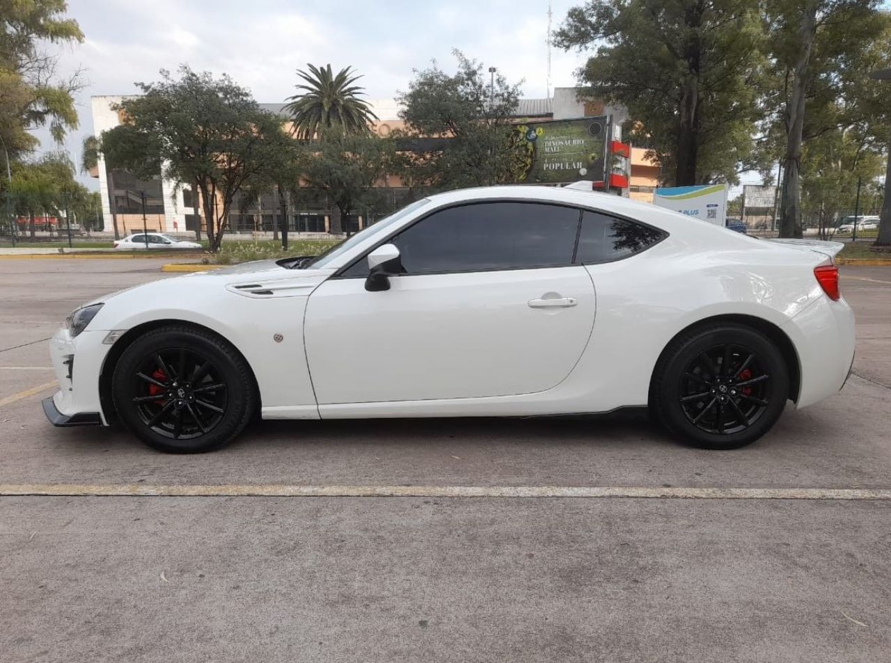 Toyota 86 Usado Financiado en Córdoba, deRuedas