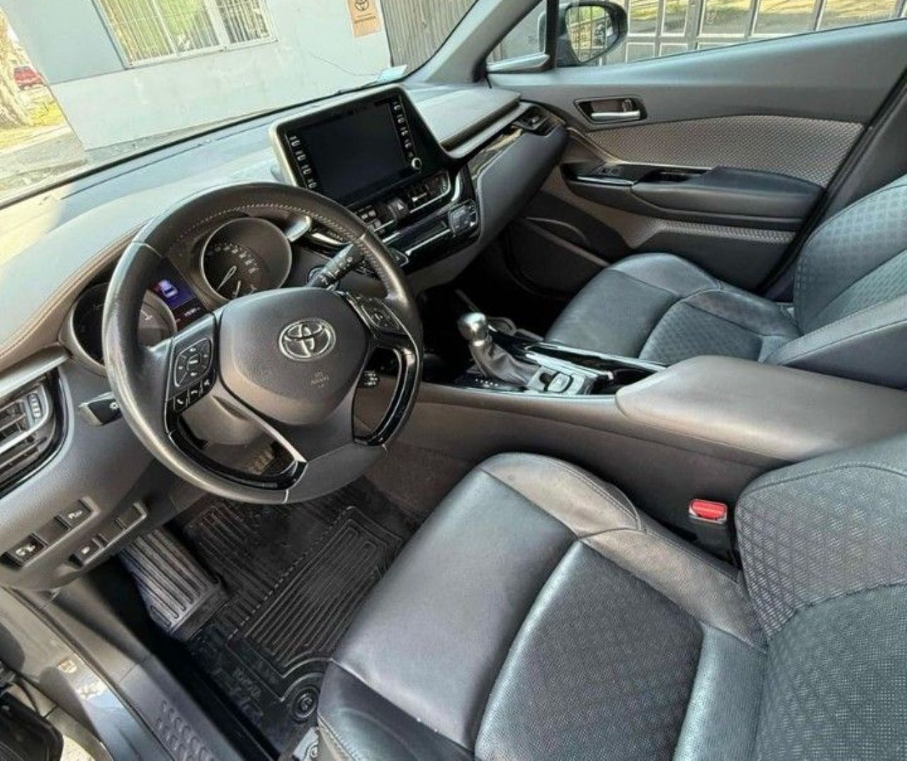 Toyota C-HR Usado en Córdoba, deRuedas