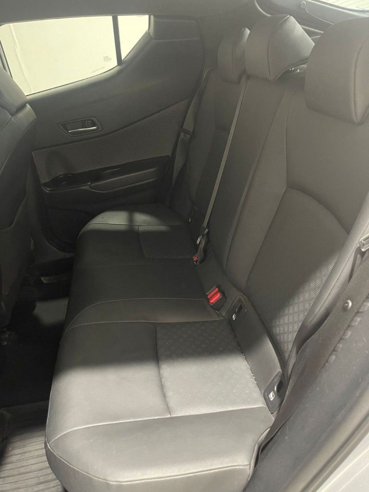 Toyota C-HR Usado en Mendoza, deRuedas