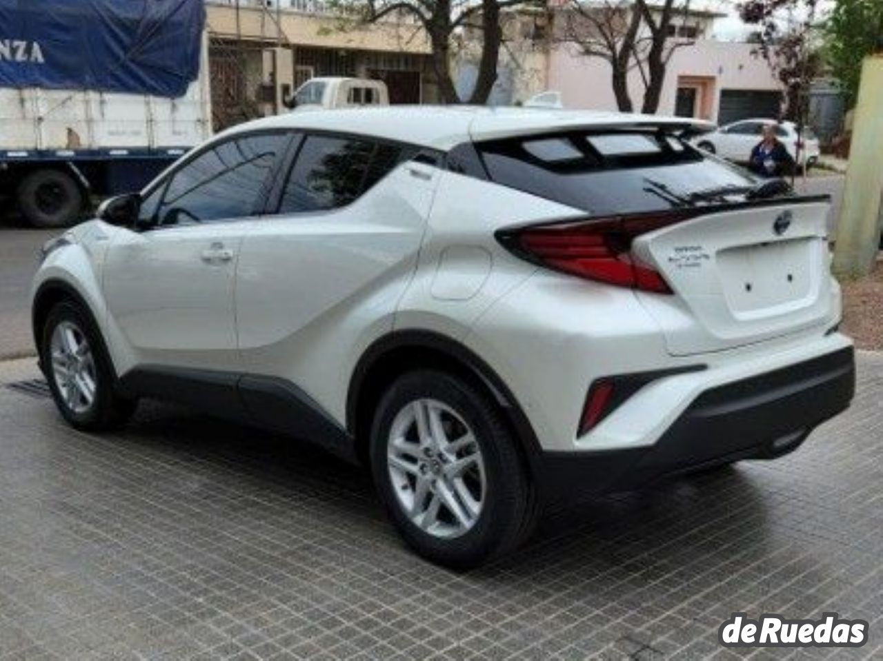 Toyota C-HR Nuevo en Mendoza, deRuedas