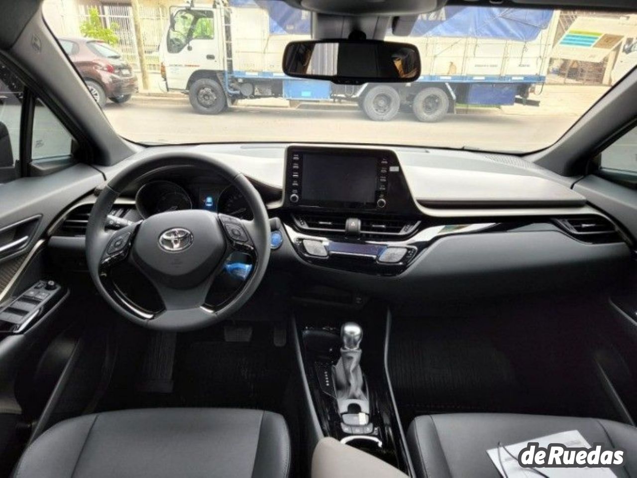Toyota C-HR Nuevo en Mendoza, deRuedas