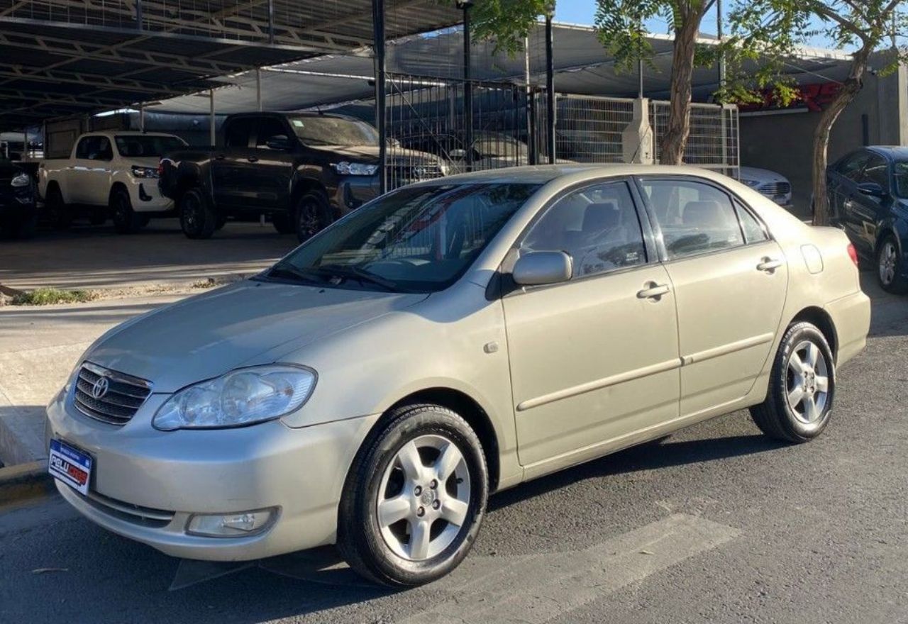 Toyota Corolla Usado en San Juan, deRuedas