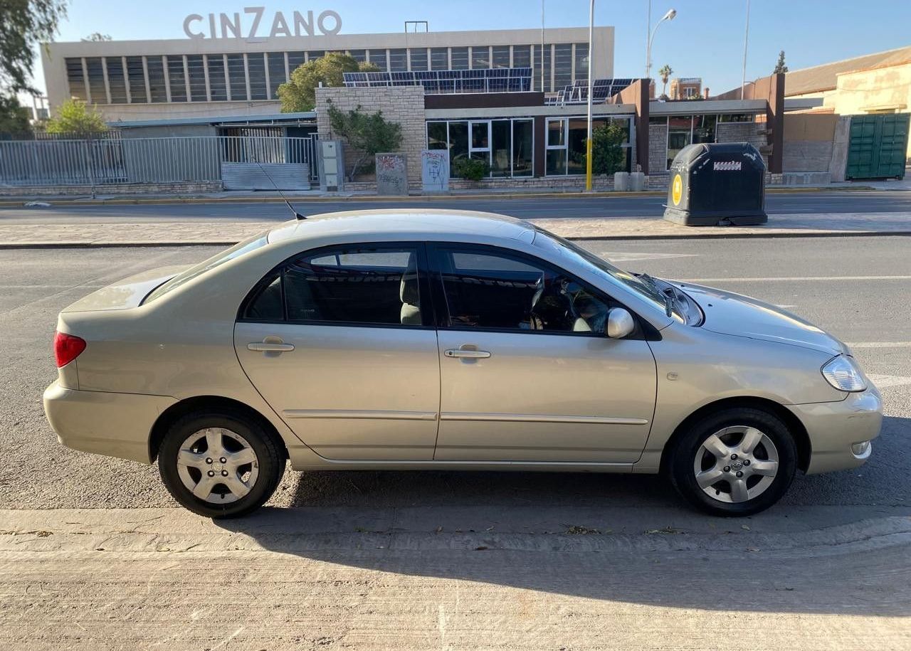 Toyota Corolla Usado en San Juan, deRuedas