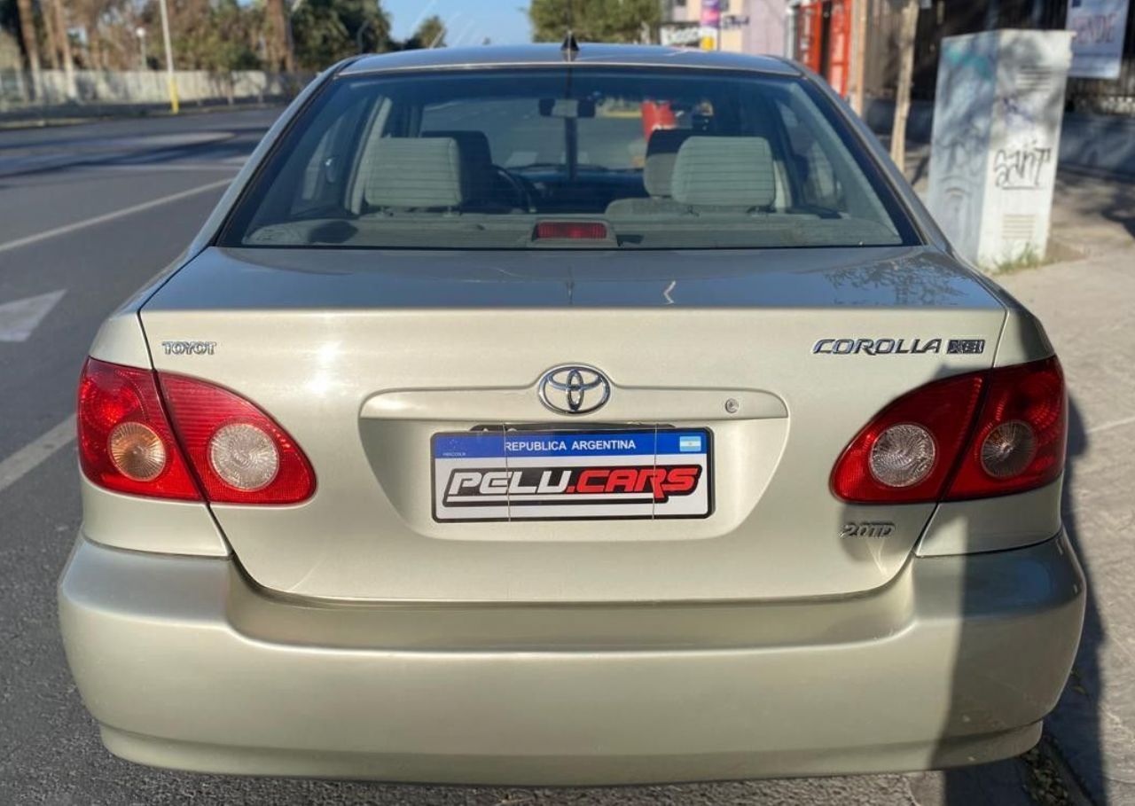 Toyota Corolla Usado en San Juan, deRuedas
